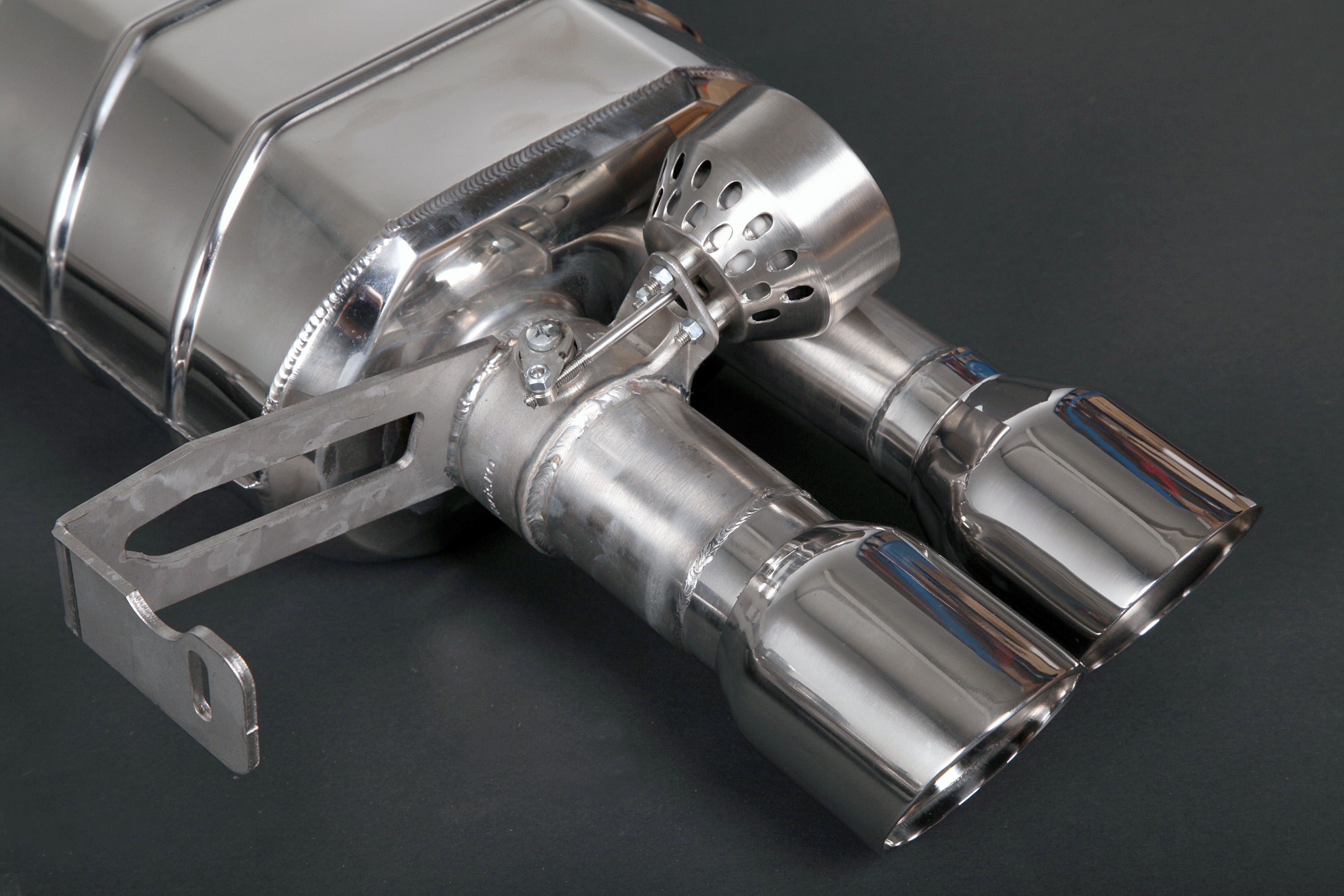 BMW M3 (E92) - Valved Exhaust + MidPipes (CES3)