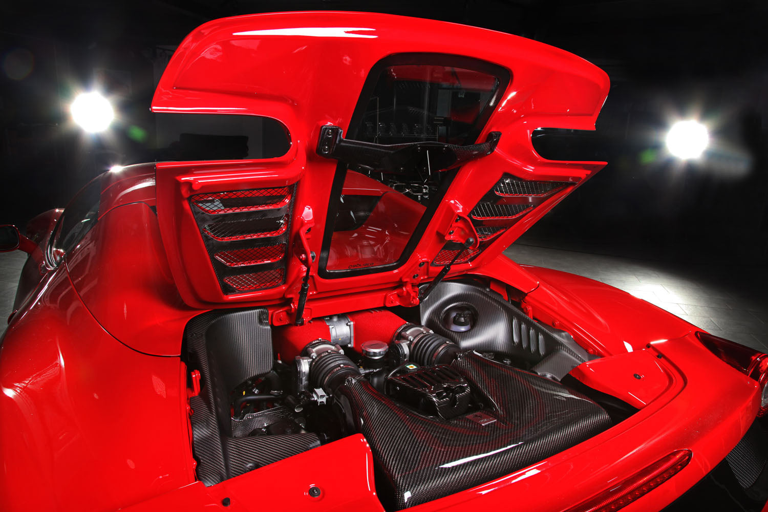 Ferrari 458 Spider - Carbon Fiber + Glass Bonnet