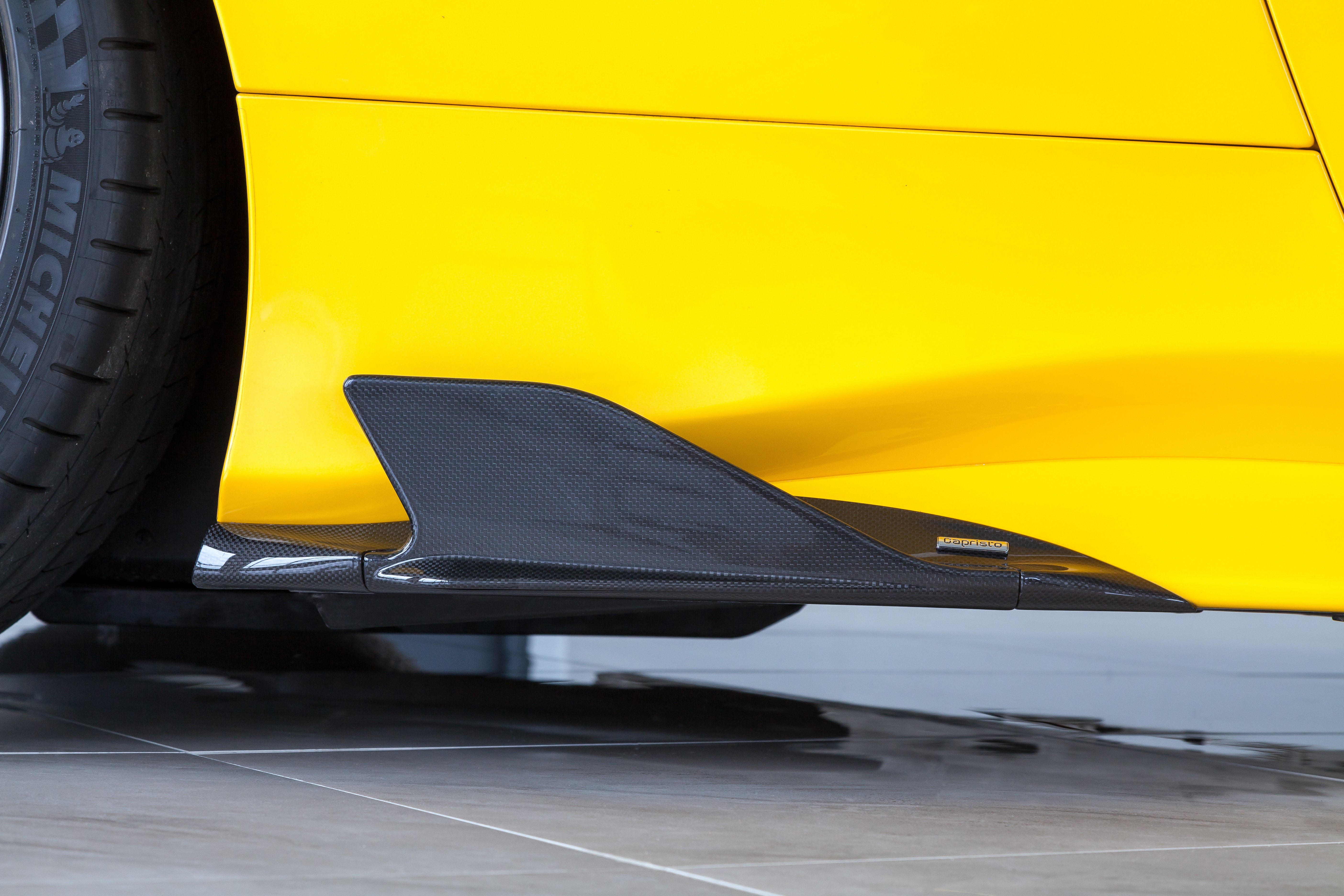 Ferrari 488 - Carbon Fiber Side Fins