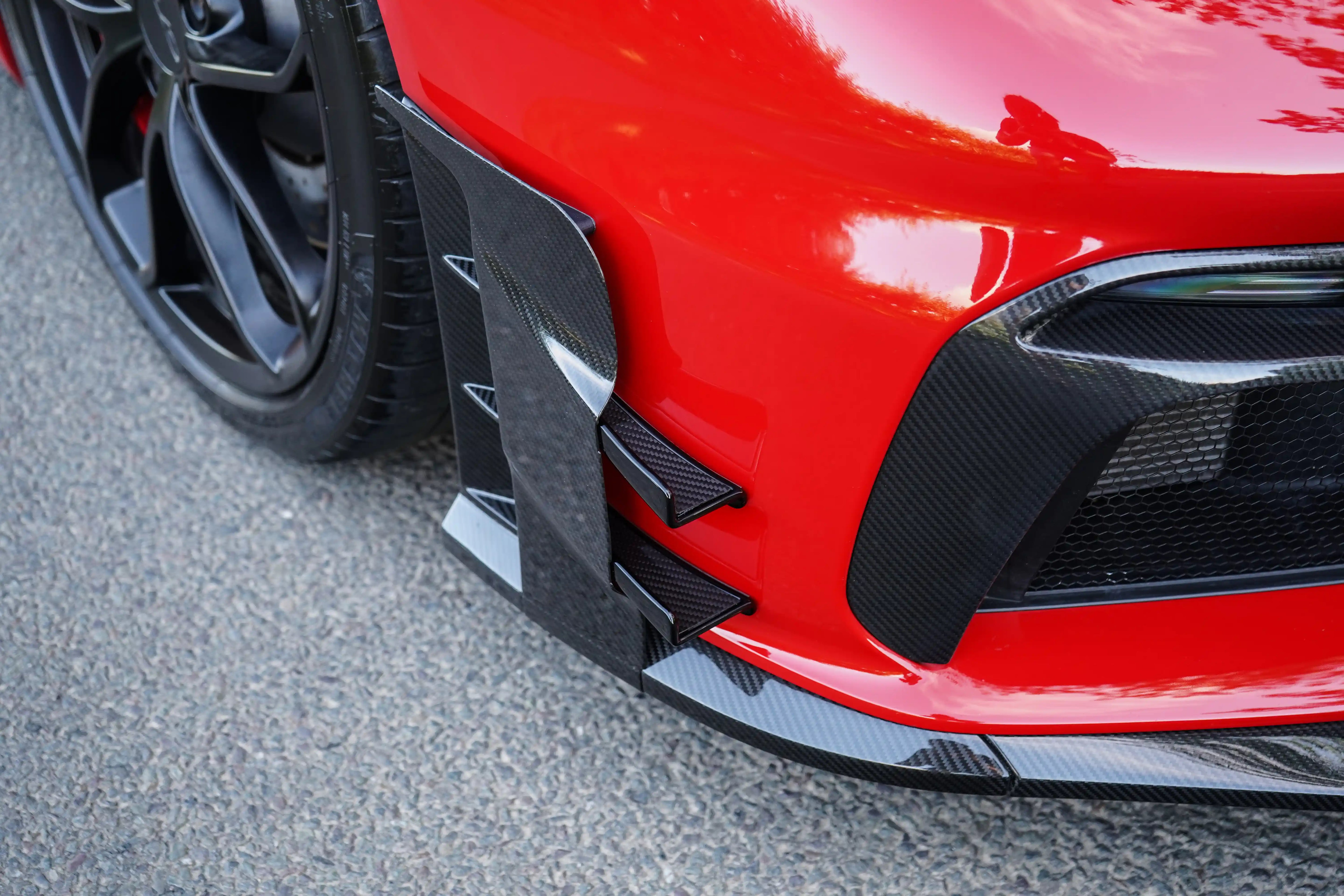 718 GT4 Front Curtain Track Spec (Pair) (Visual Gloss Carbon Laquered)