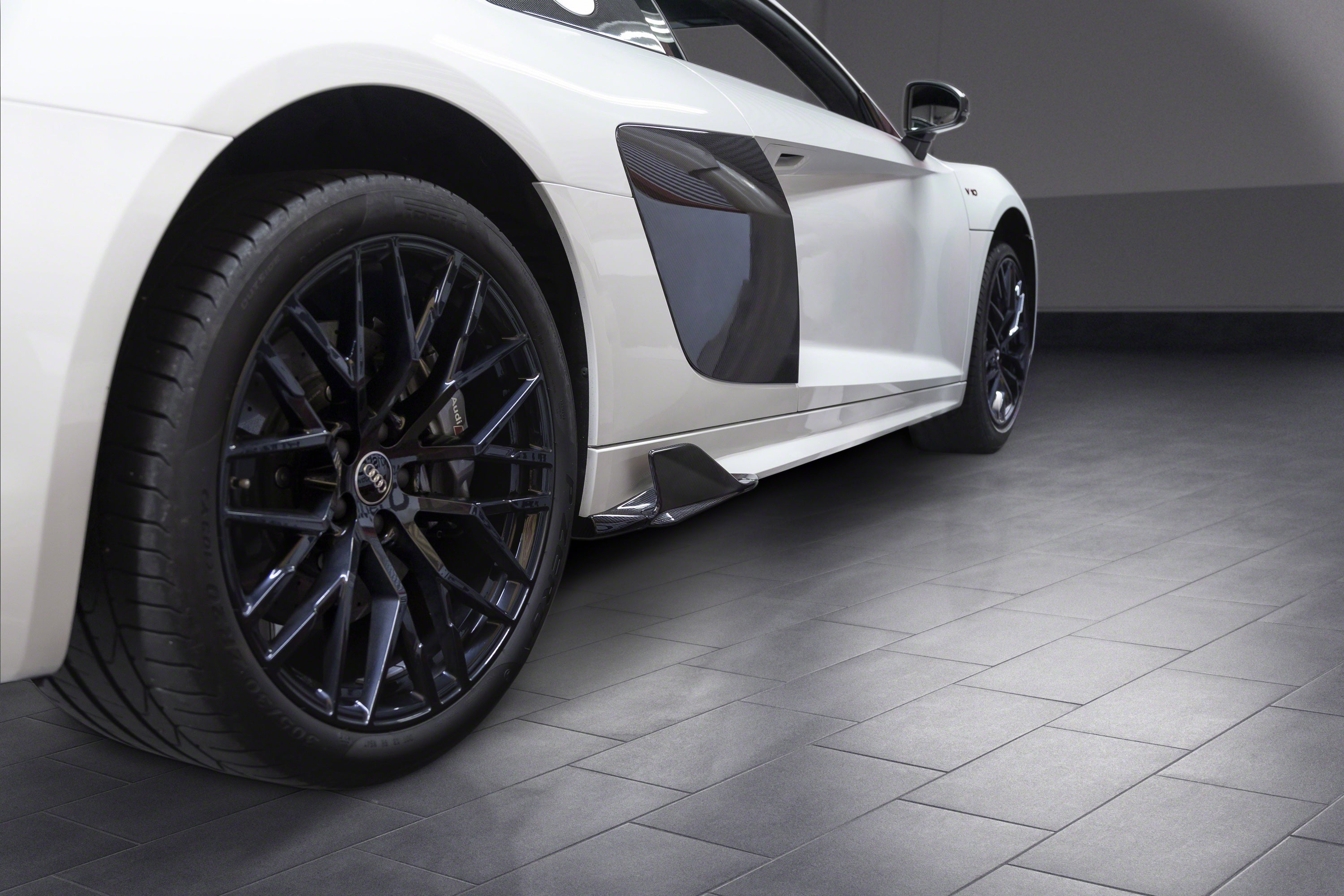 Audi R8 (Gen2) - Carbon Fiber Side Fins