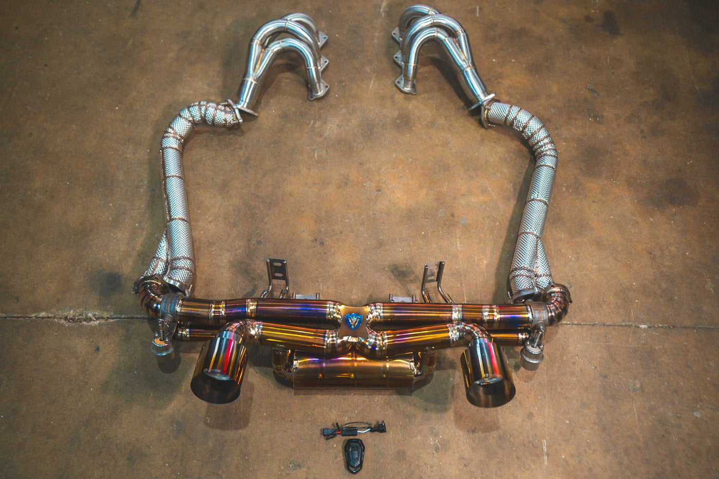 Porsche 718 GT4 Over Axle Pipes — Valvetronic Designs