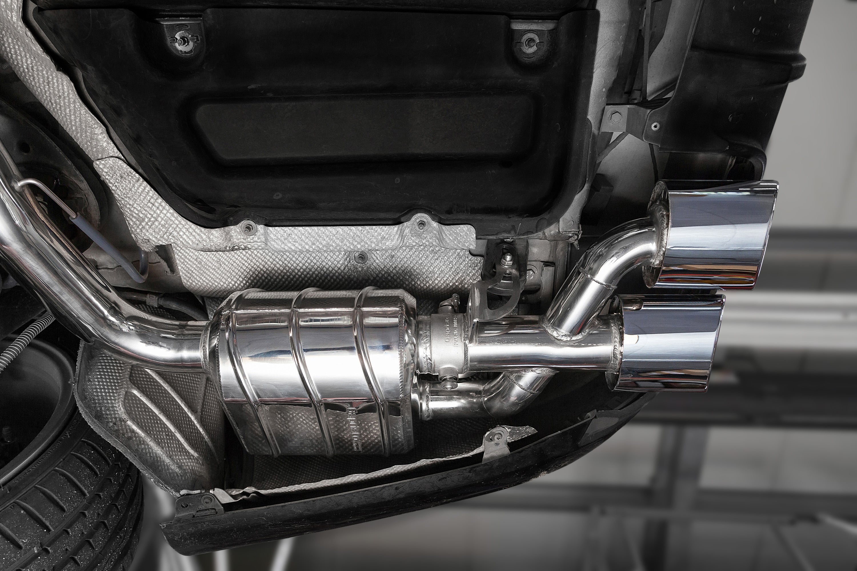 Mercedes AMG C63 (W204) - Valved Exhaust + MidPipes (CES3)
