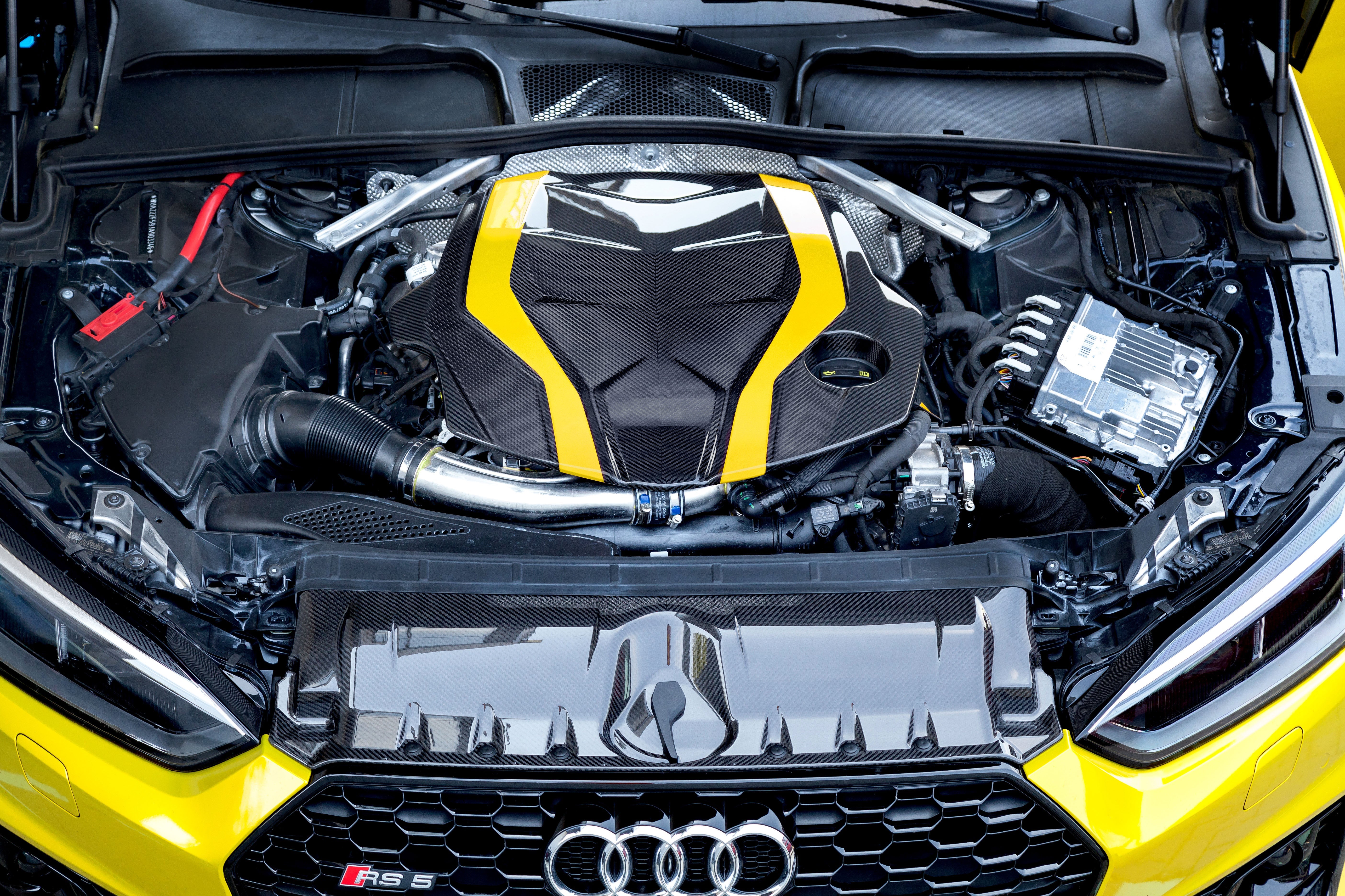 Audi RS5 (F5) - Carbon Fiber Engine Cover + Lock Cover (Set)