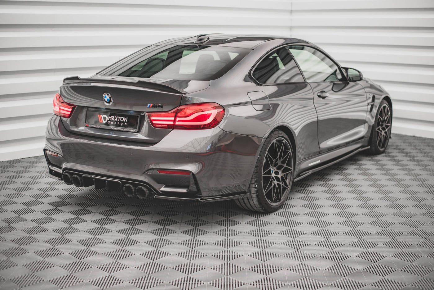BMW M4 (F82) Rear Valance — vehicle view