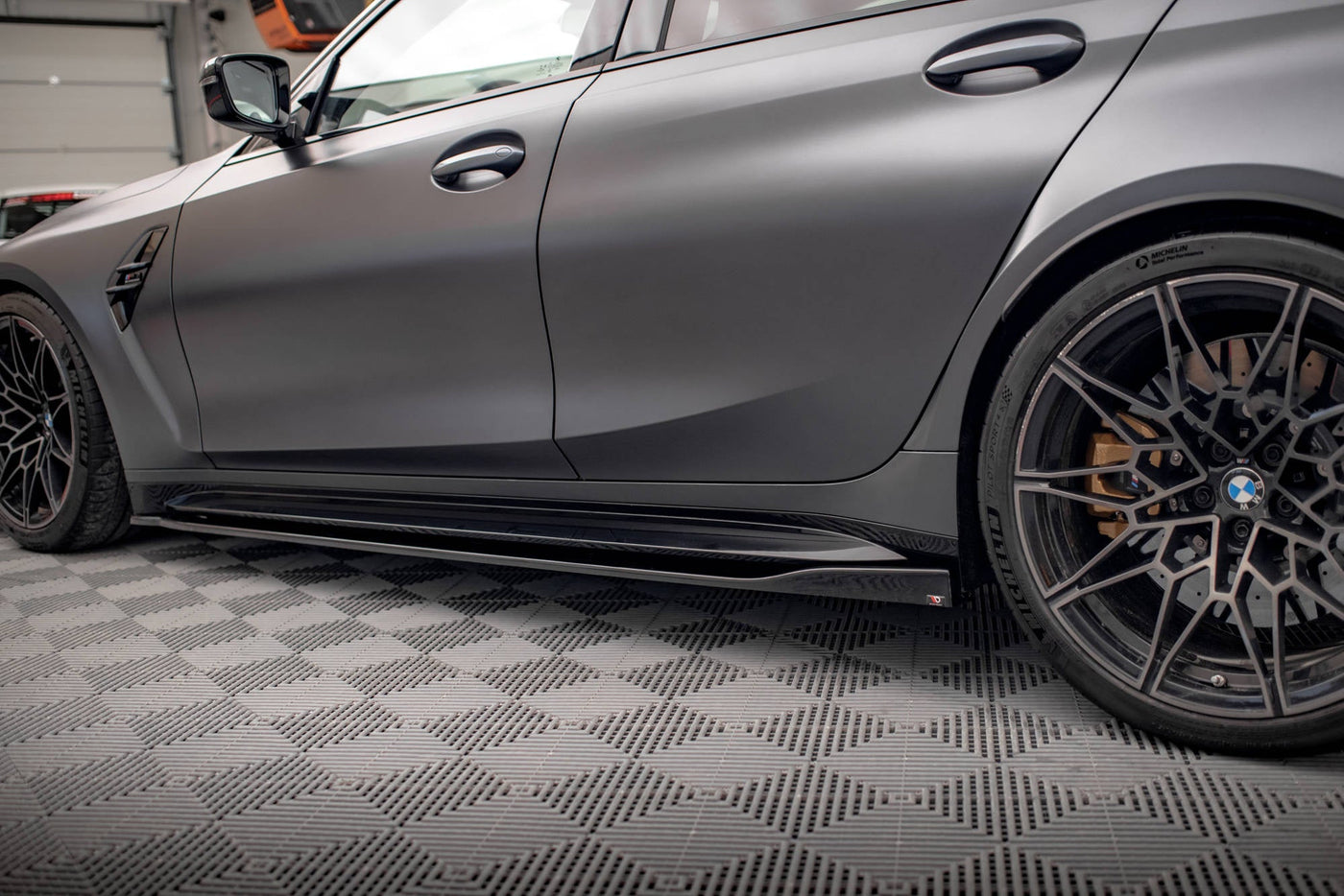 BMW M3 (G80) Side Skirt Diffusers V2 — vehicle view
