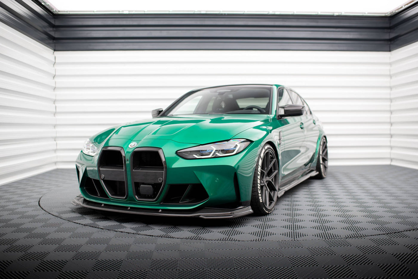 BMW M3 (G80) / M4 (G82) Carbon Fiber Front Grille — vehicle view