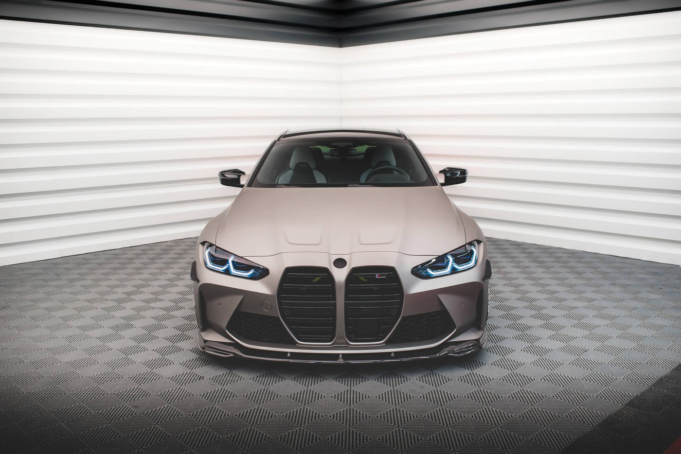 BMW M4 (G82) Carbon Fiber Full Splitter Set — vehicle view