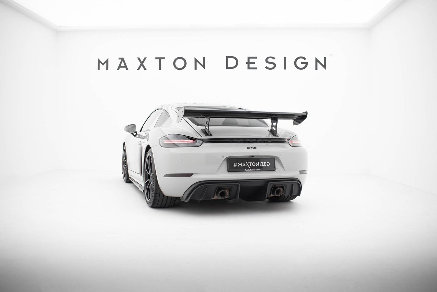Porsche 718 Cayman Carbon Rear Wing — Internal Bracket Mount — vehicle view (V1)