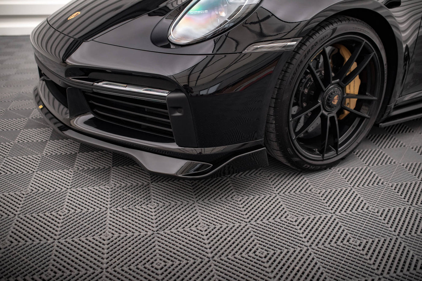 Porsche 911 (992) Turbo S Front Splitter