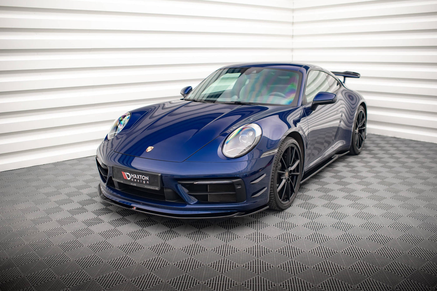 Porsche 911 (992) Carrera Aero / GTS Front Splitter V1 — vehicle view
