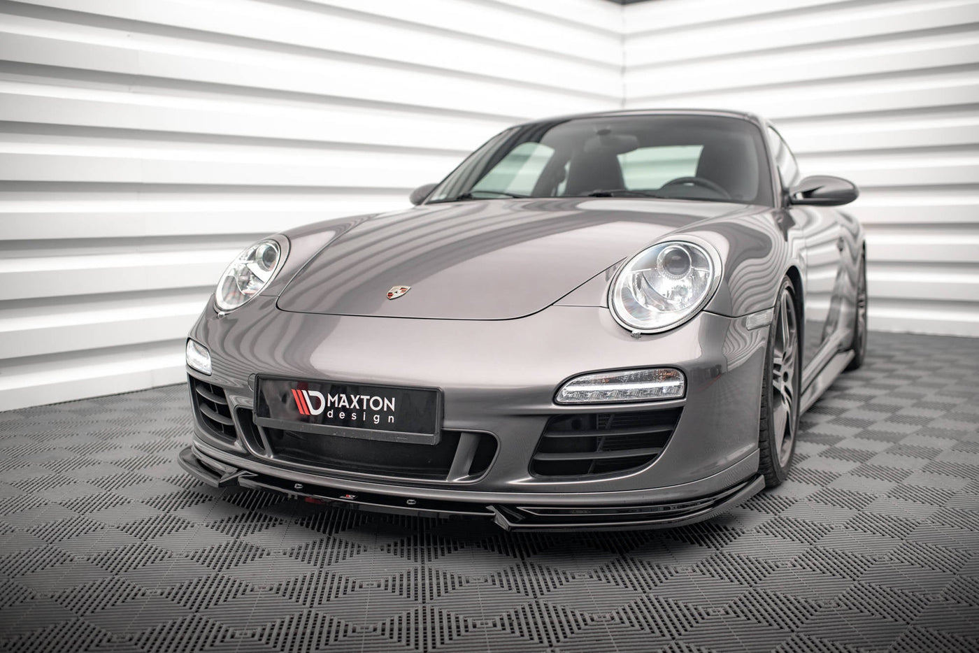 Porsche 911 (997.2) Carrera GTS Front Splitter V2 — vehicle view