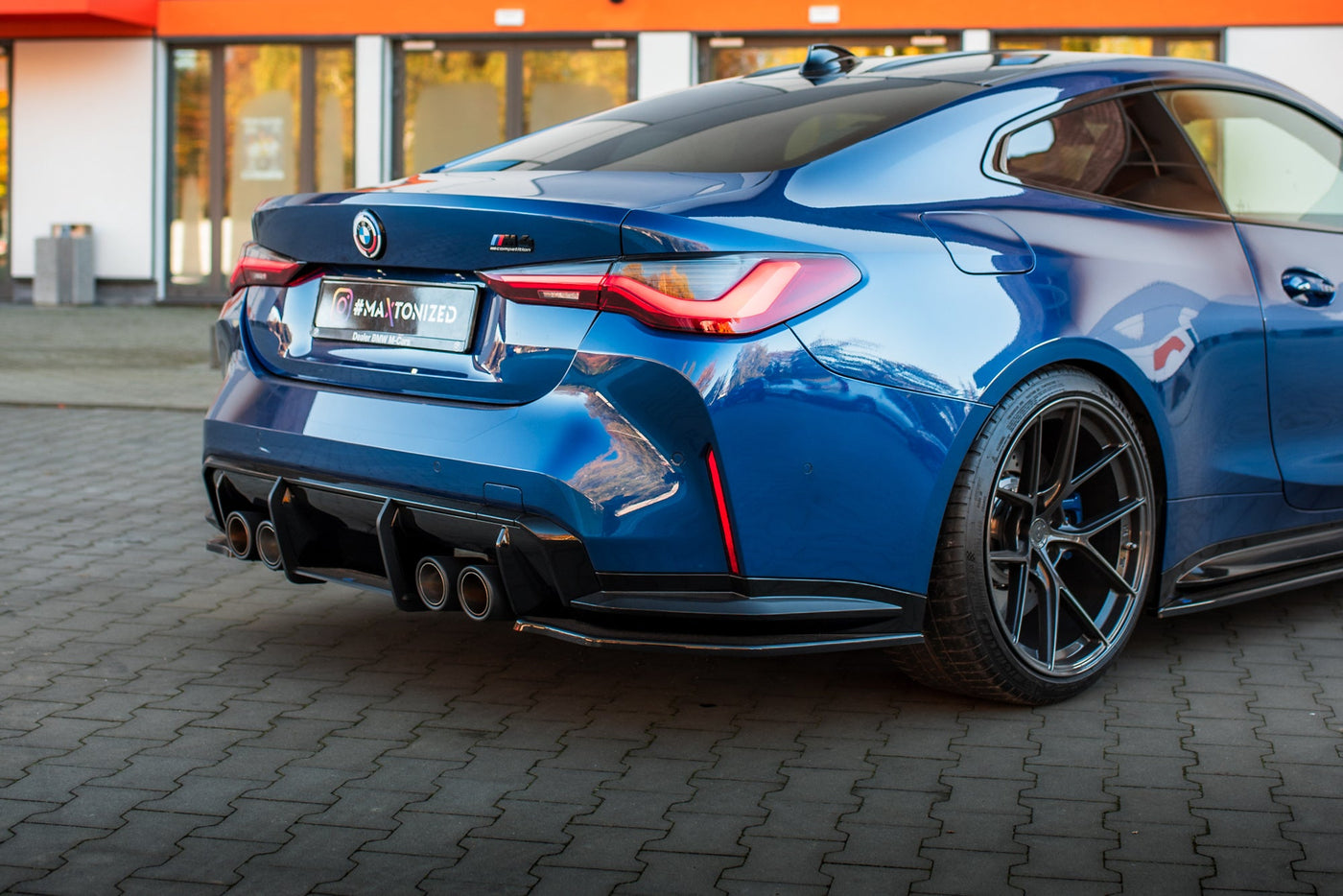BMW M4 (G82) Rear Side Splitters V2 — vehicle view