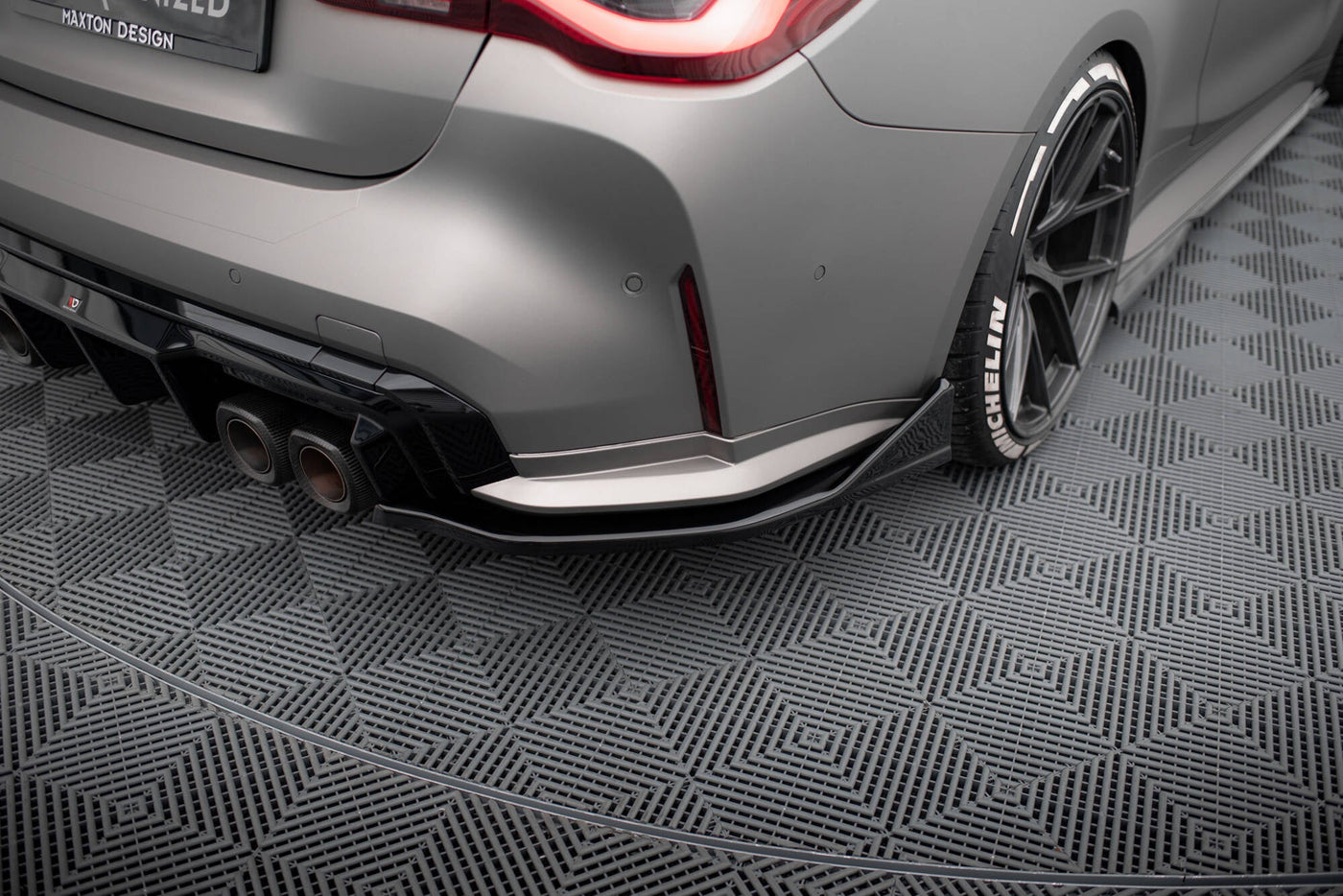 BMW M4 (G82) Rear Side Splitters V5 — vehicle view