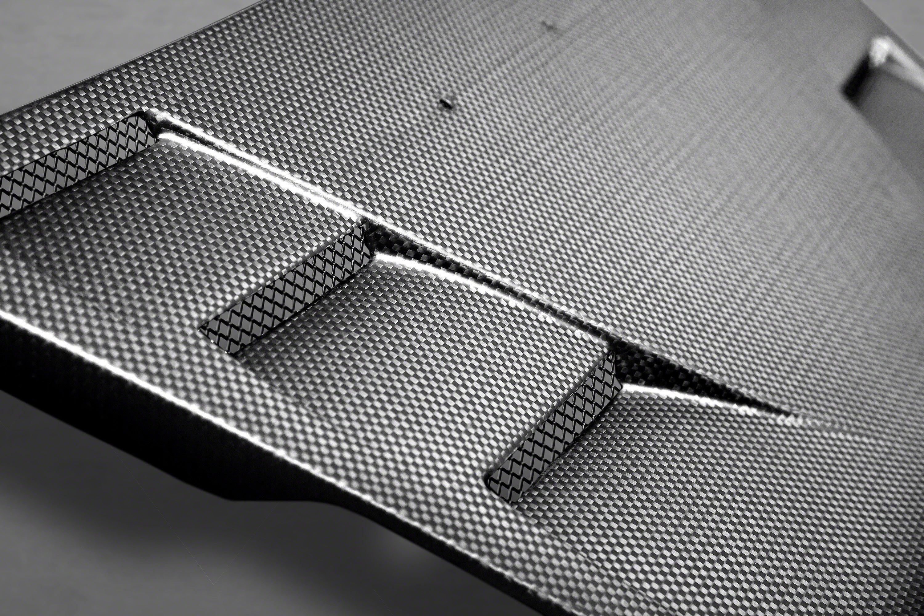 Ferrari 488 GTB - Carbon Fiber Rear Air Guide