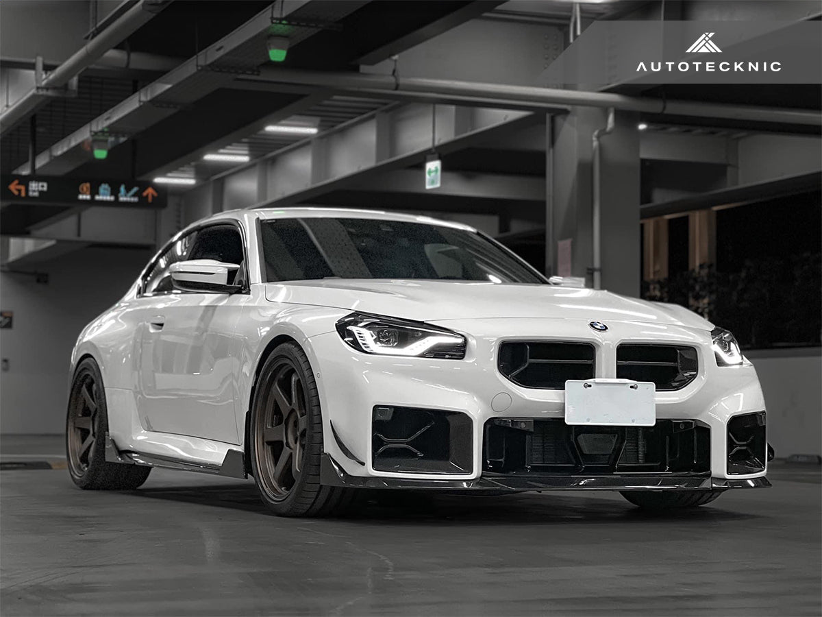 AutoTecknic Dry Carbon Podium Front Grille - BMW G87 M2