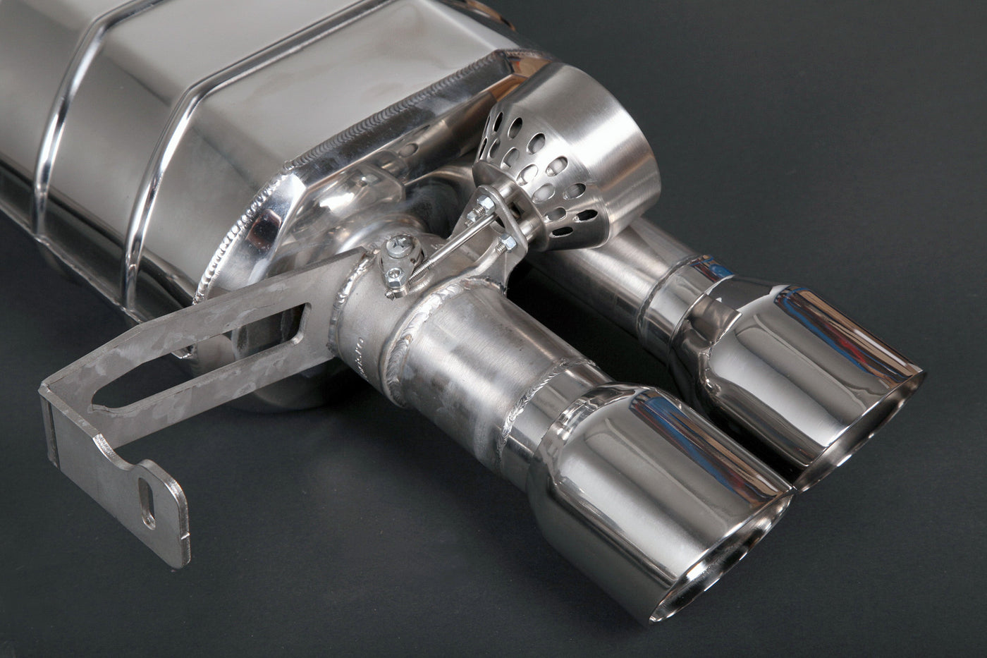 BMW M3 (E92) - Valved Exhaust + MidPipes (CES3)