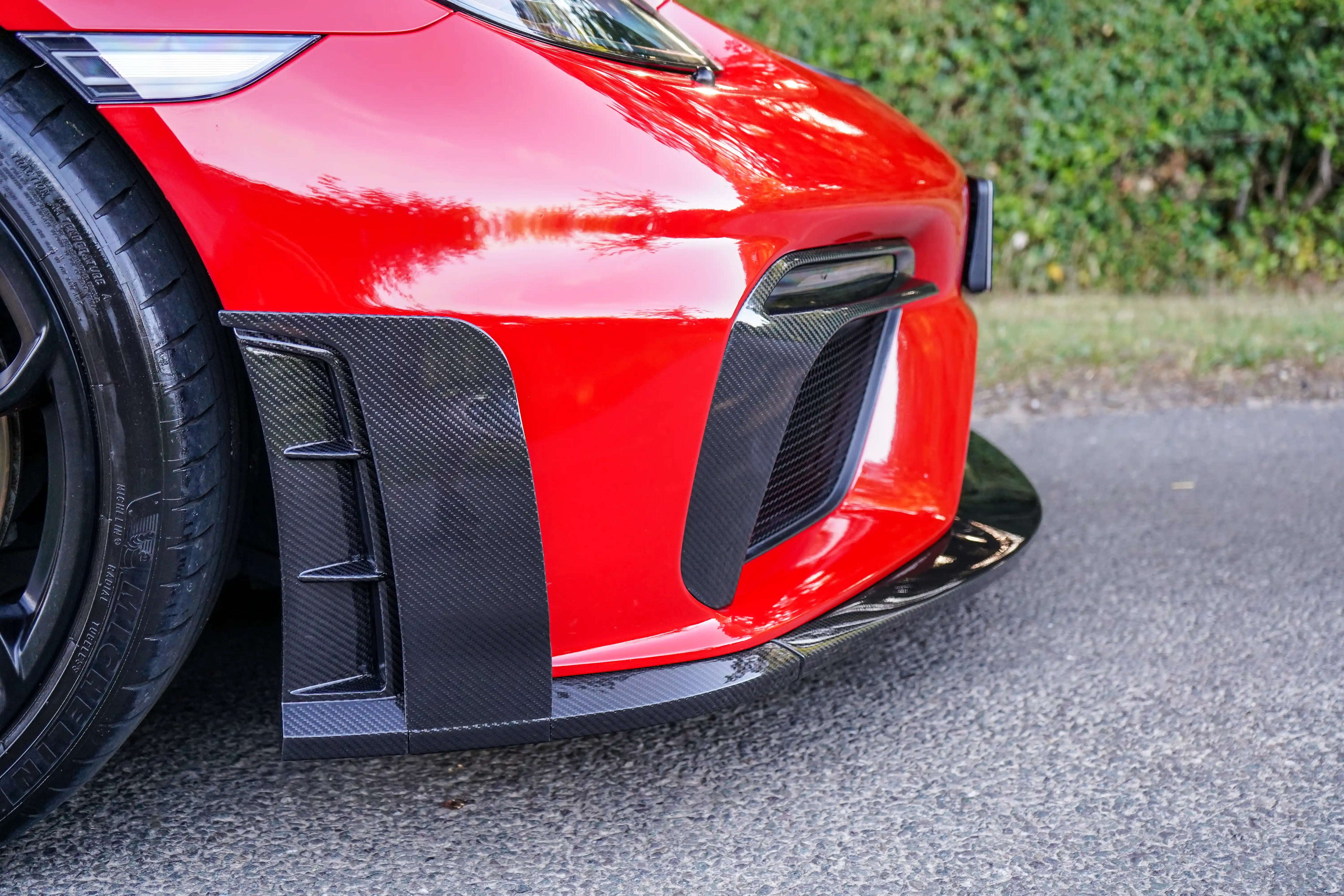 718 GT4 Front Curtain Road Spec Pair Visual Gloss  Carbon Laquered