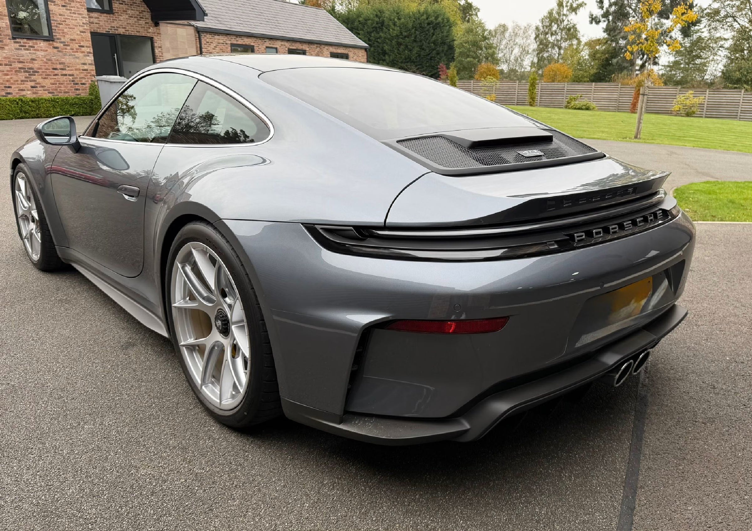 992.2 Launch Edition Ducktail