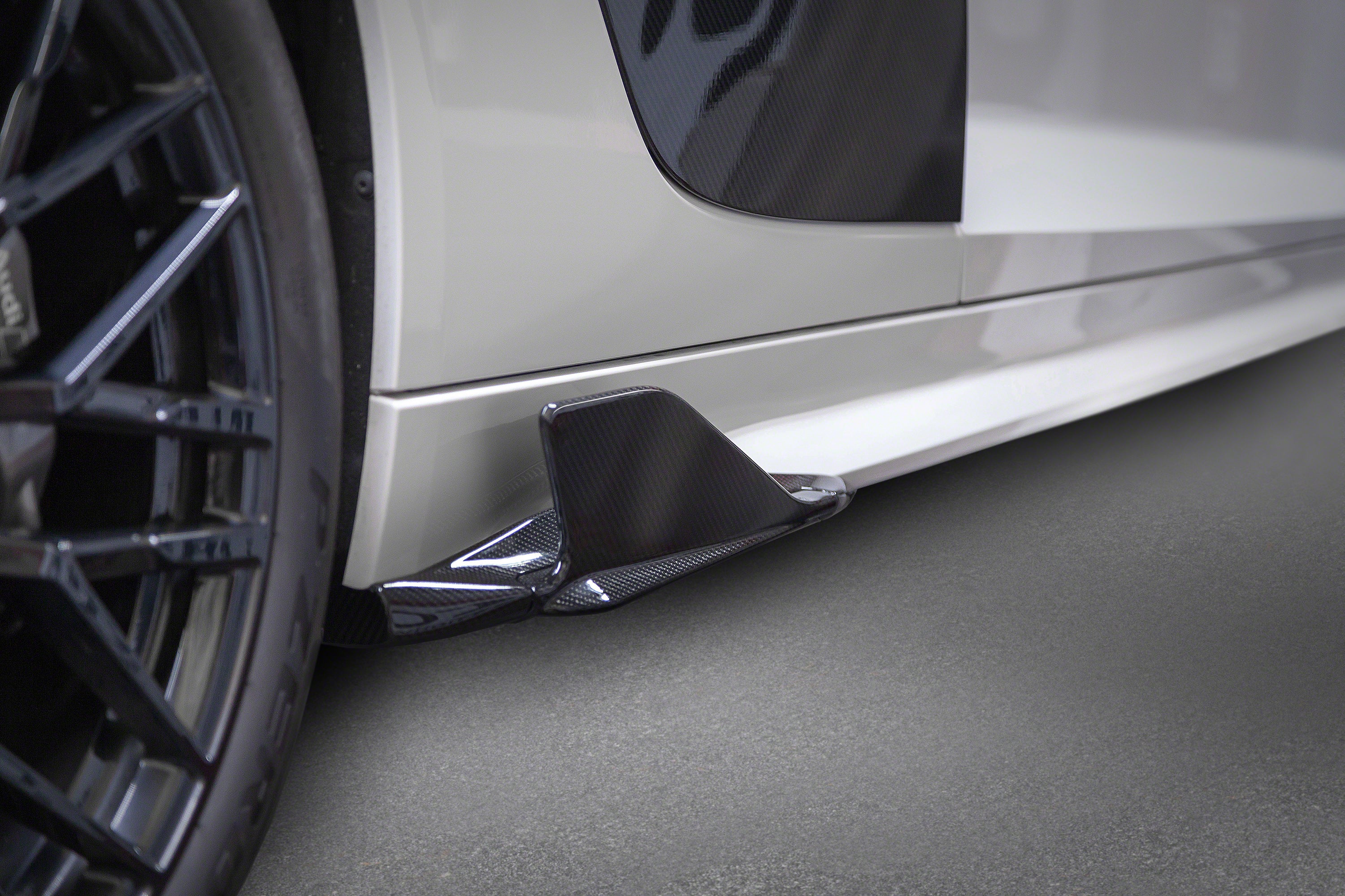 Audi R8 (Gen2) - Carbon Fiber Side Fins