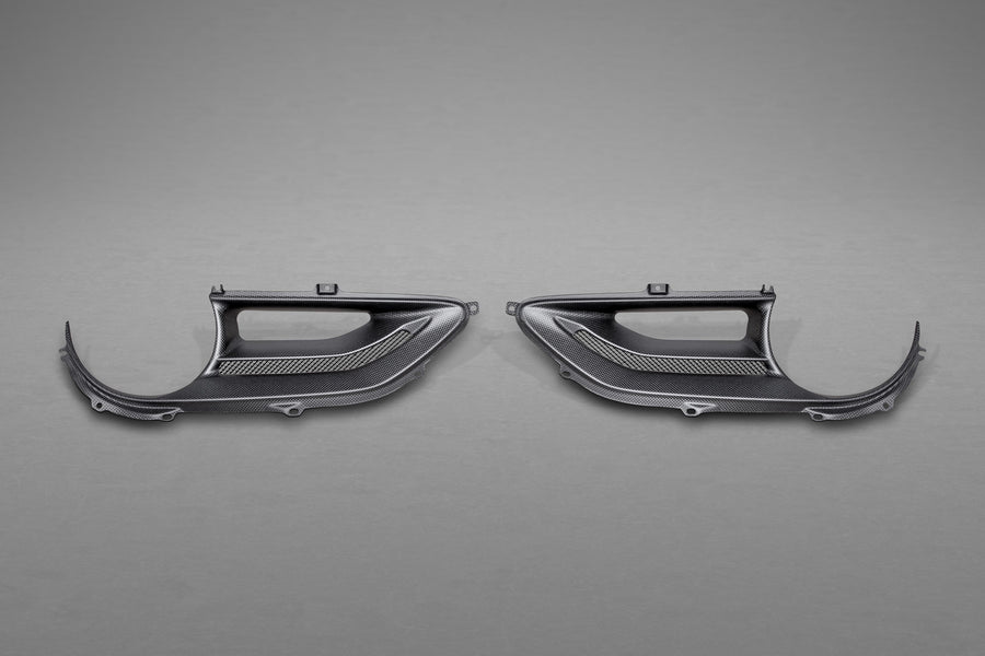 Ferrari 488 - Carbon Fiber Tail Light Covers