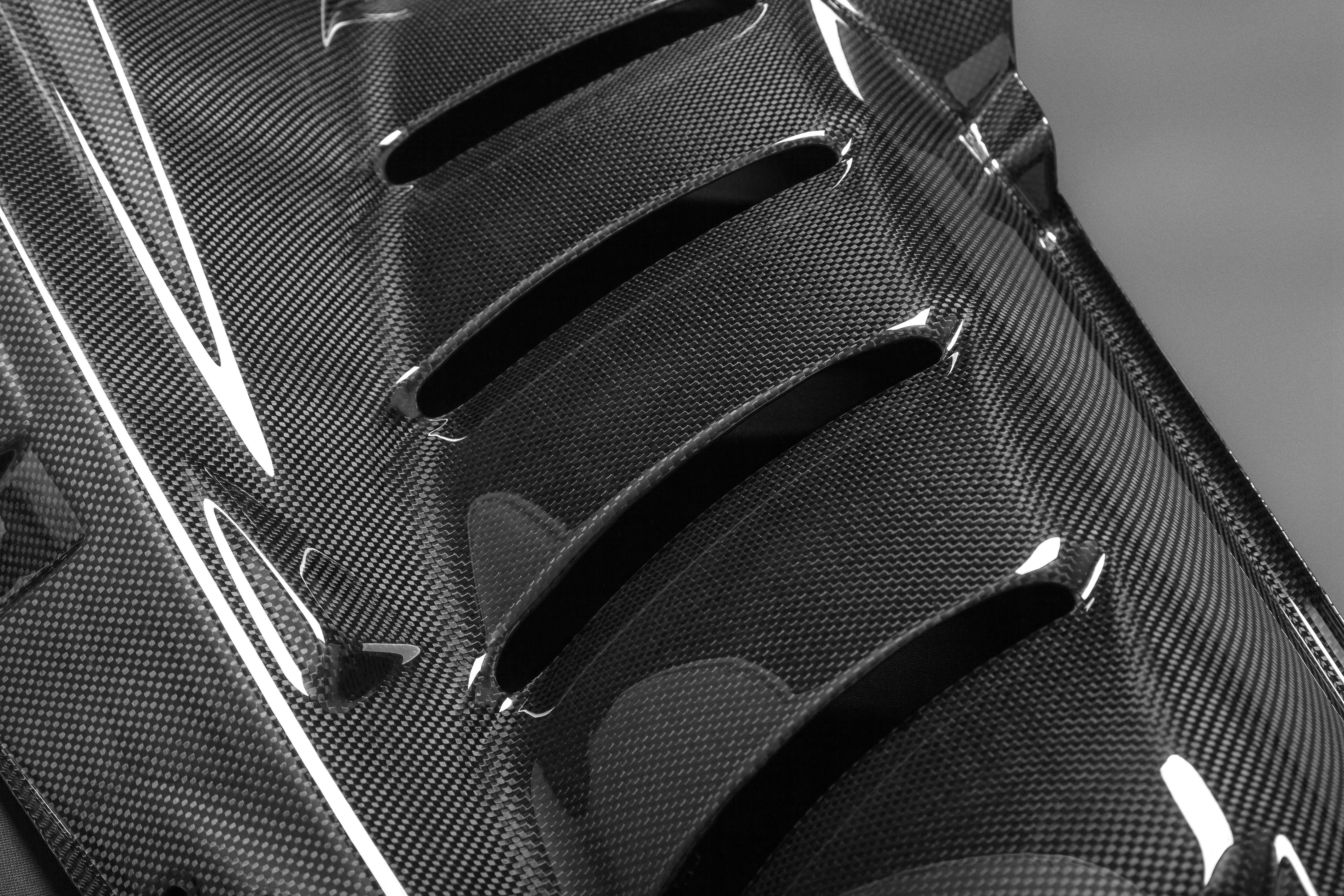 Ferrari 488 GTB/Pista - Carbon Fiber Engine Side Covers