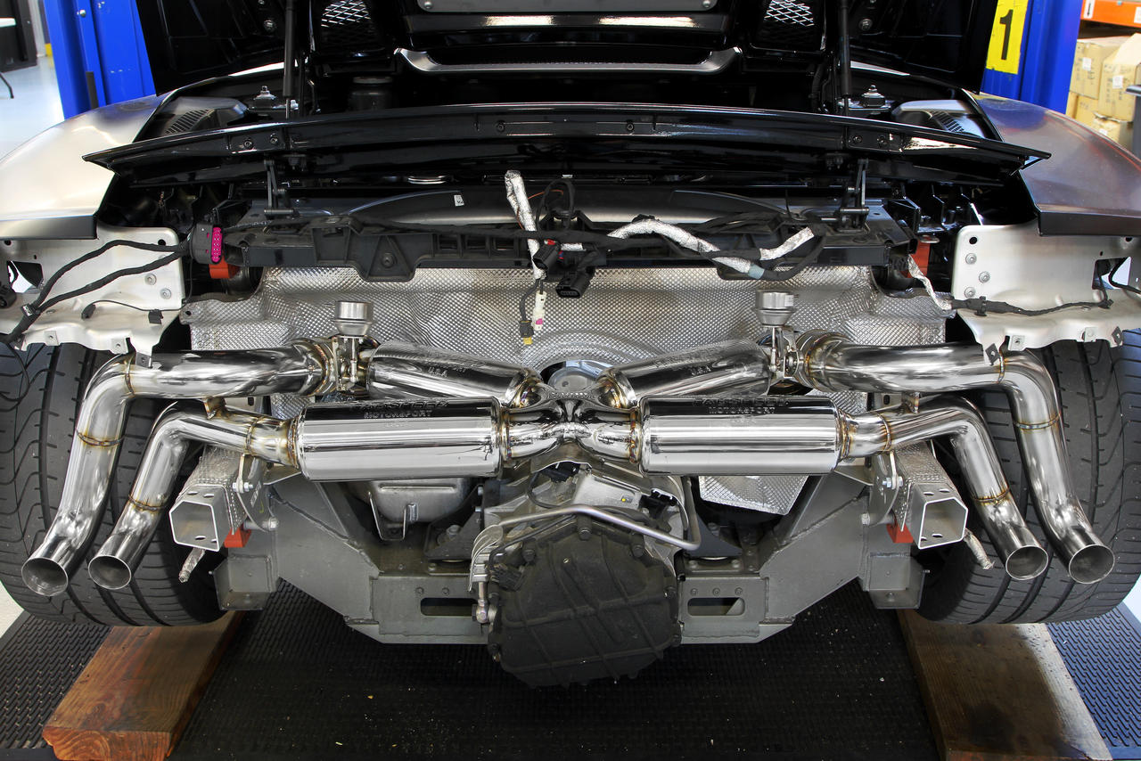 Fabspeed Motorsport Fabspeed Audi R8 V10 Valvetronic Performance Package 2009-2015