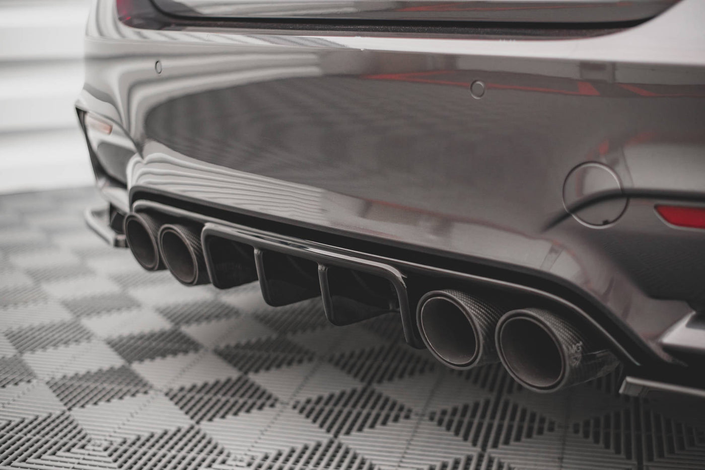 BMW M4 (F82) Rear Valance — vehicle view