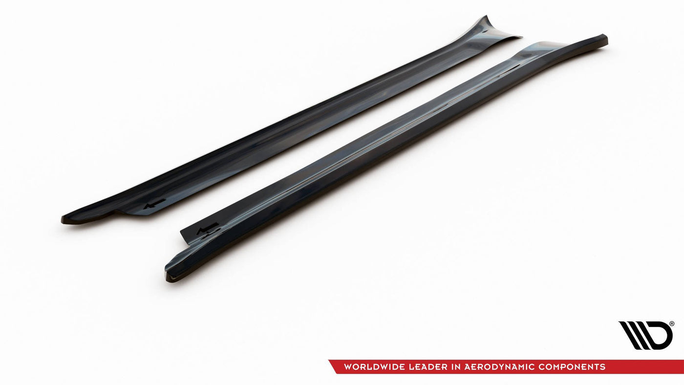 Porsche 911 (991.2) Carrera Side Skirt Diffusers — vehicle view