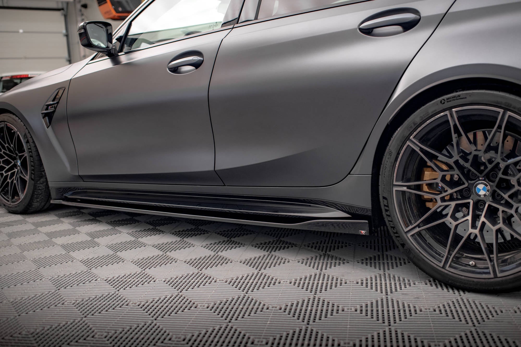 BMW M3 (G80) Side Skirt Diffusers V2 — vehicle view