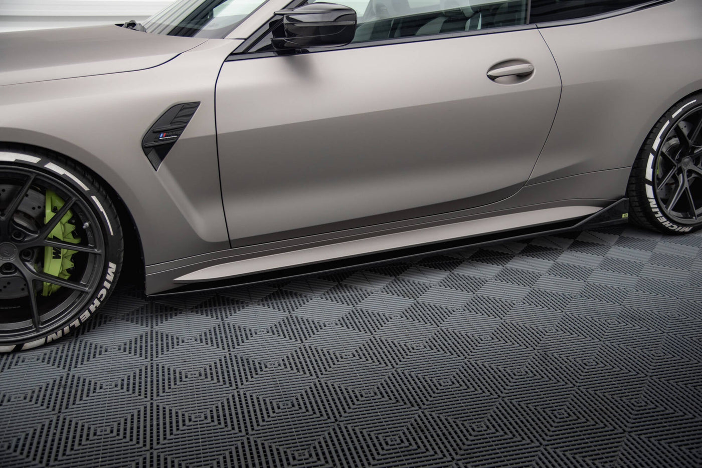 BMW M4 (G82) Side Skirt Diffusers V3 CSL Look — vehicle view