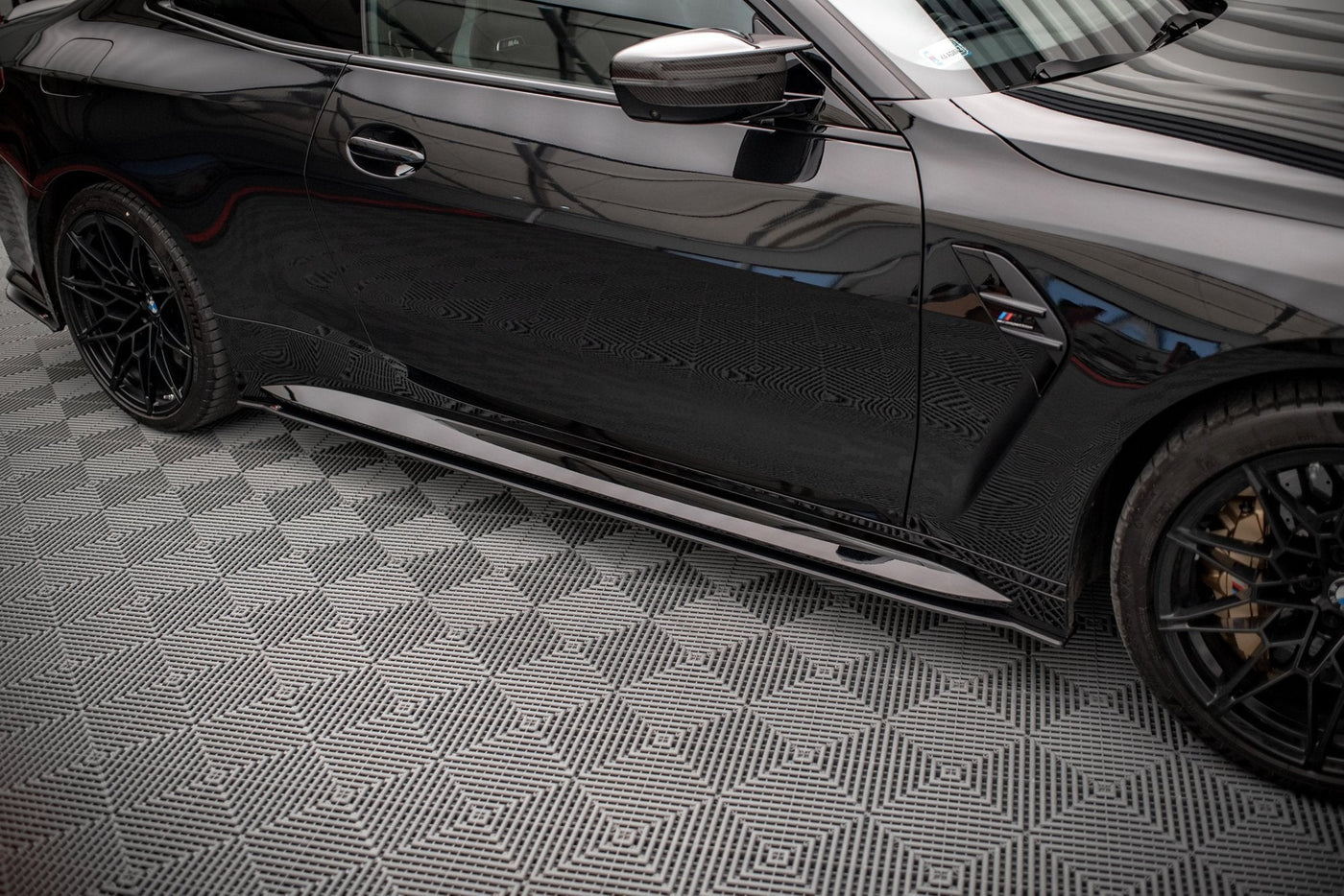 BMW M4 (G82) Street Pro Side Skirt Diffusers, white-background studio