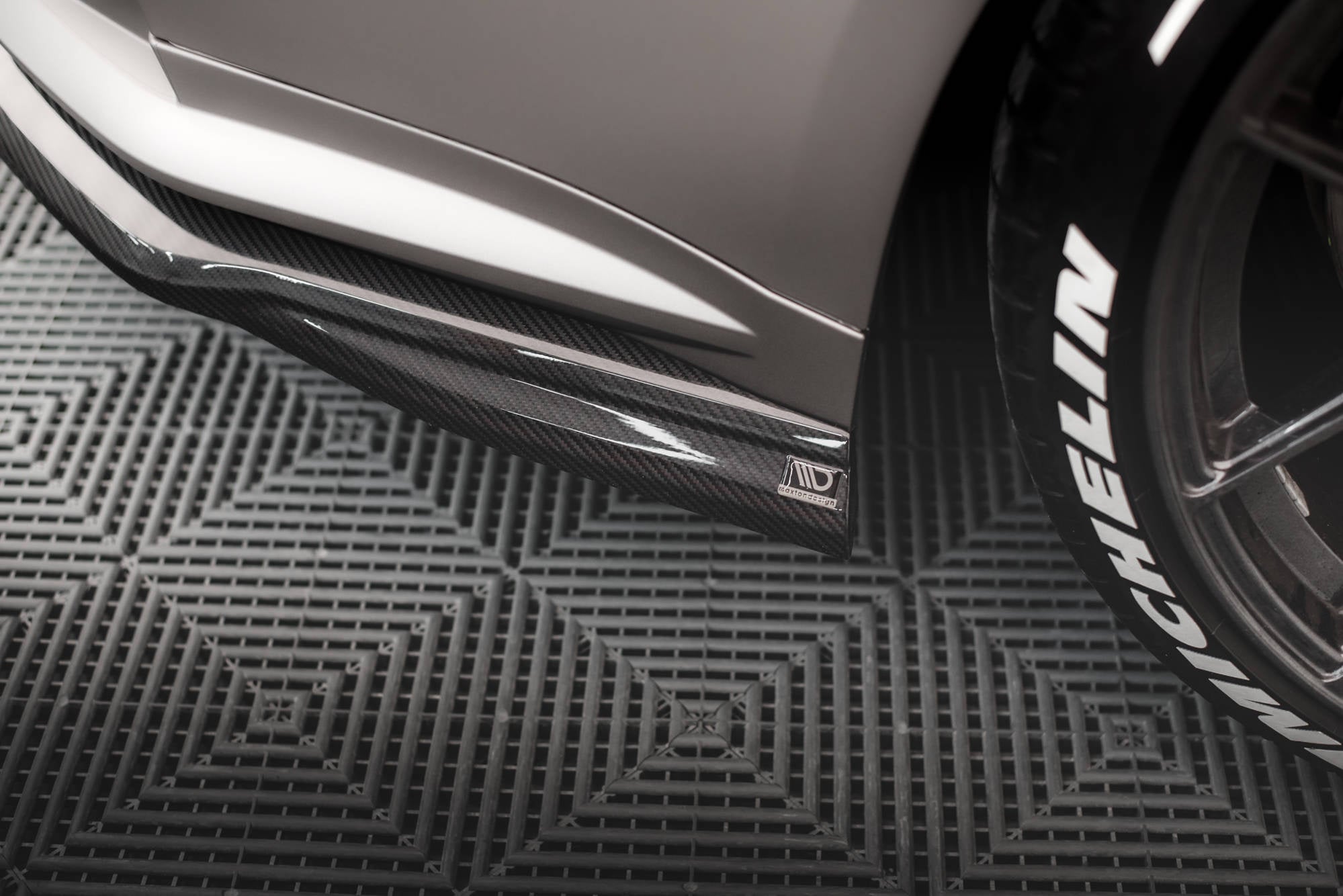 BMW M4 (G82) Carbon Fiber Rear Side Splitters — vehicle view
