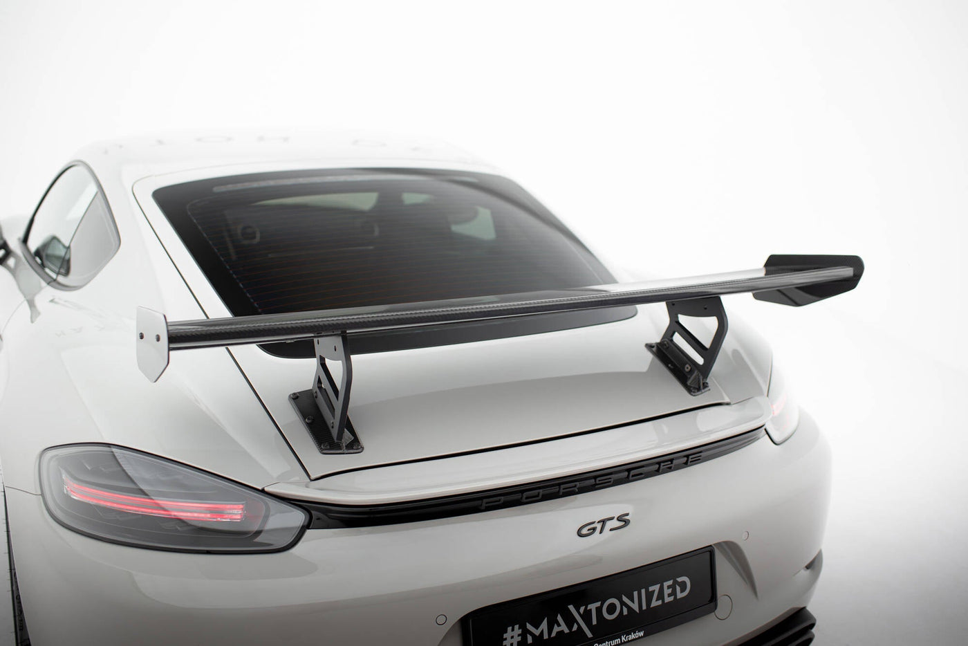 Porsche 718 Cayman Carbon Rear Wing — Internal Bracket Mount — vehicle view (V2)