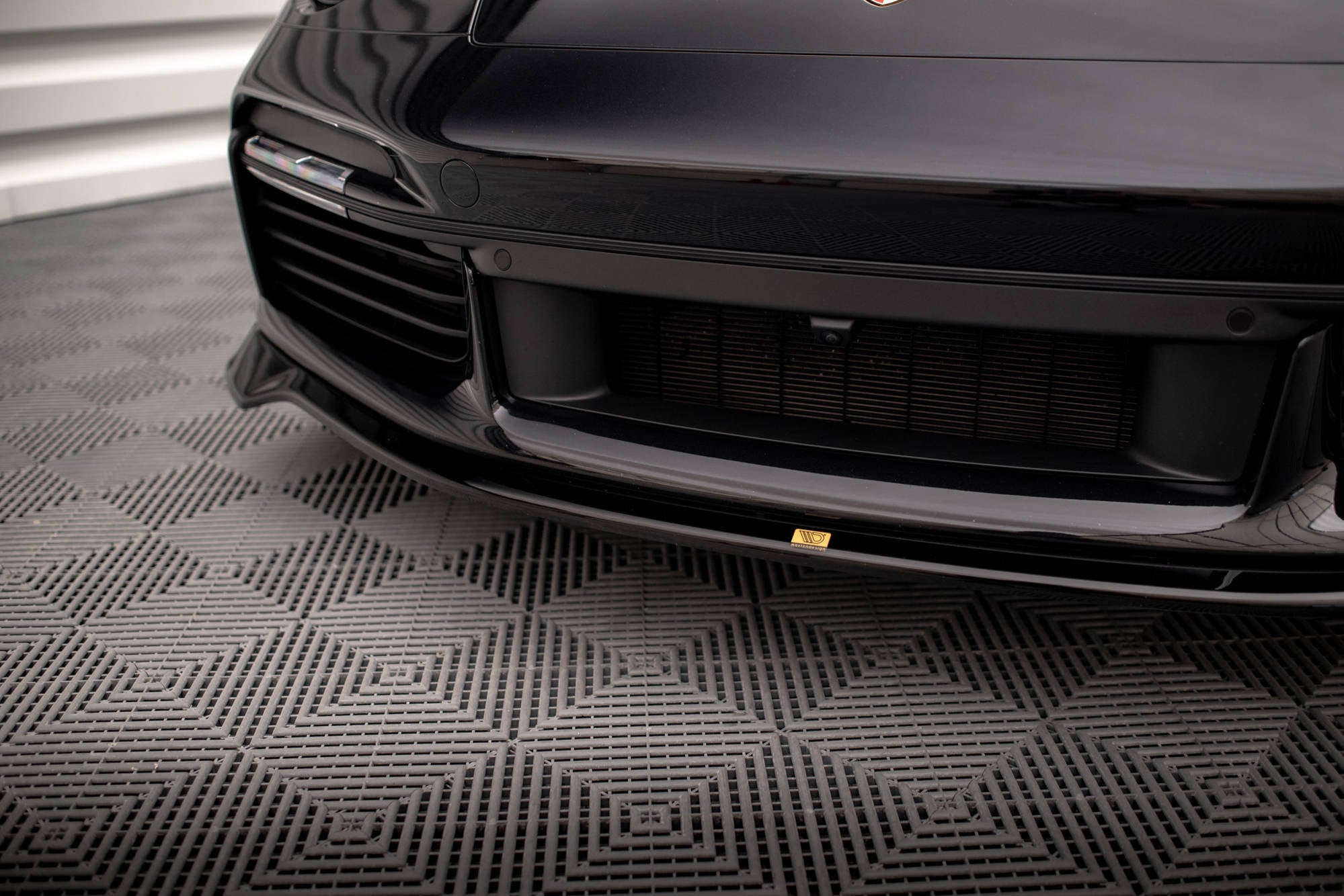 Porsche 911 (992) Turbo S Front Splitter
