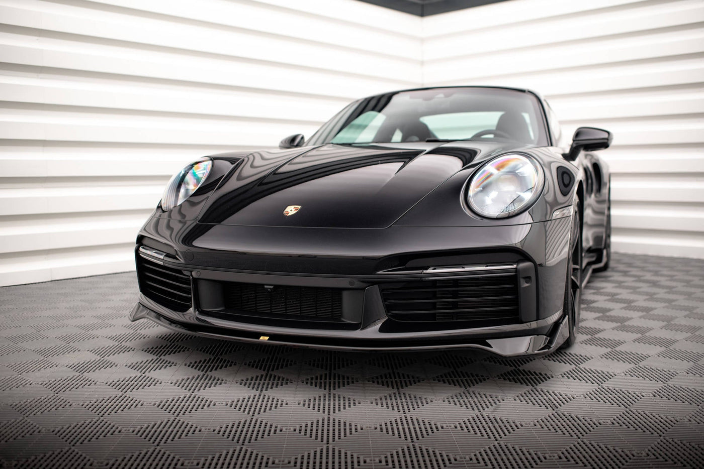 Porsche 911 (992) Turbo S Front Splitter