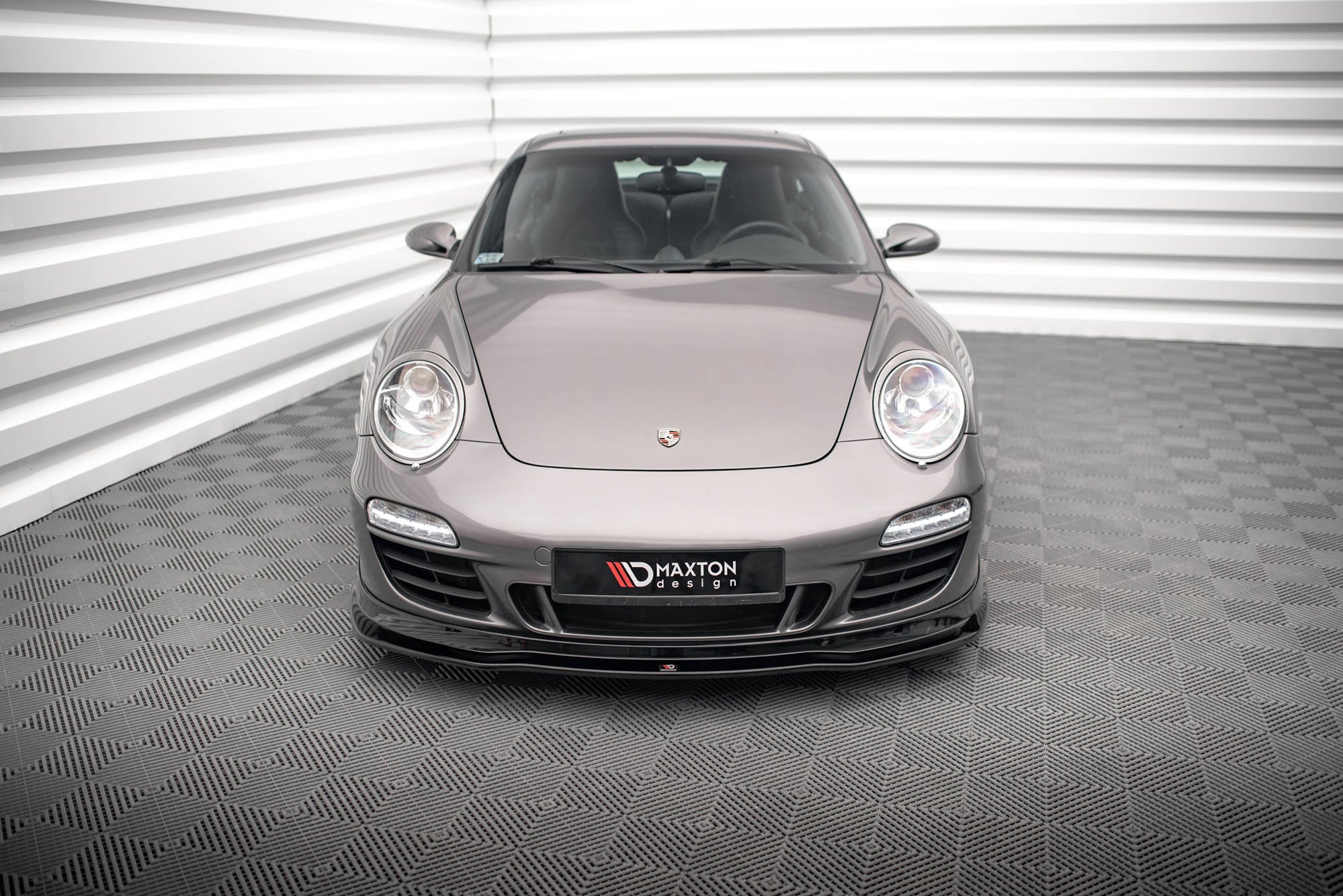 Porsche 911 (997.2) Carrera GTS Front Splitter V1 — vehicle view