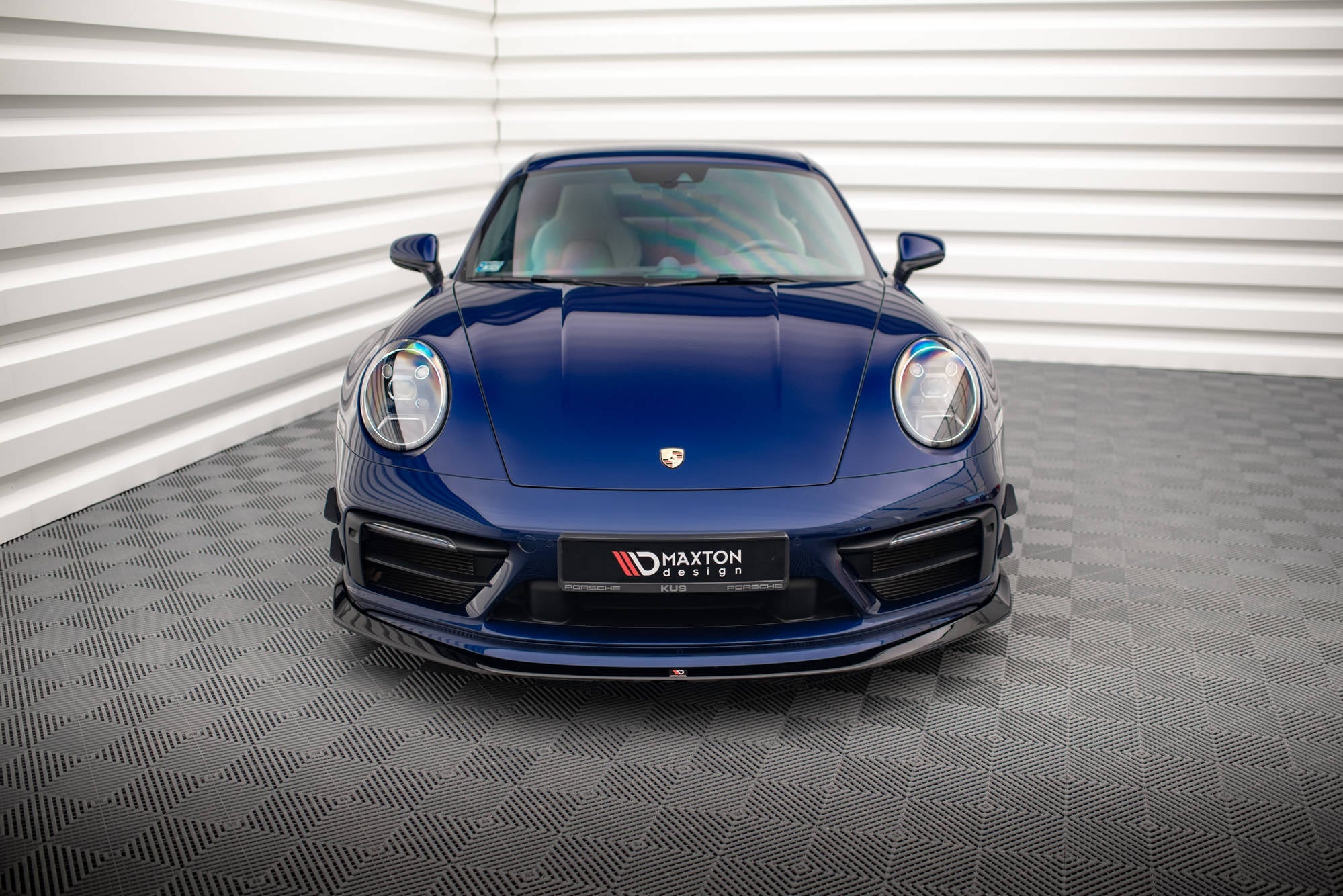 Porsche 911 (992) Carrera Aero / GTS Front Splitter V2 — vehicle view