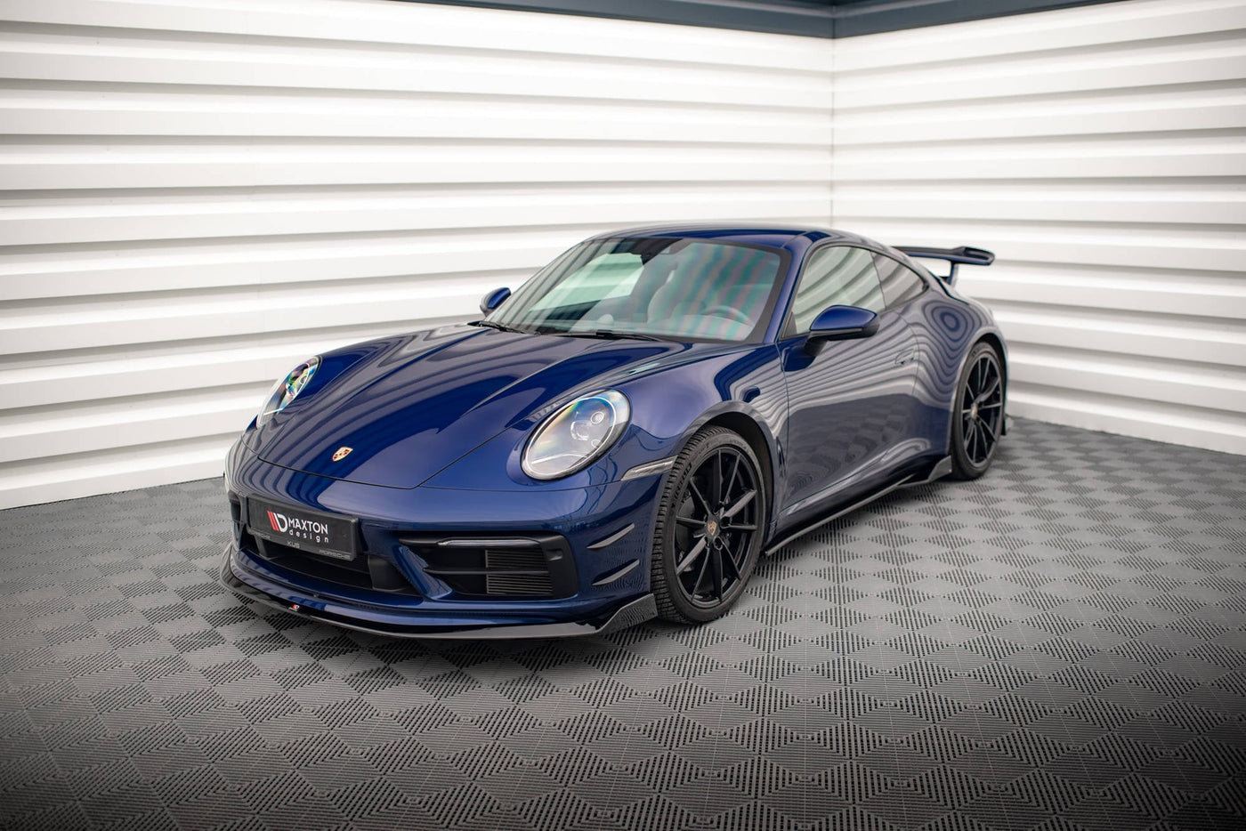 Porsche 911 (992) Carrera Aero / GTS Front Splitter V2 — vehicle view