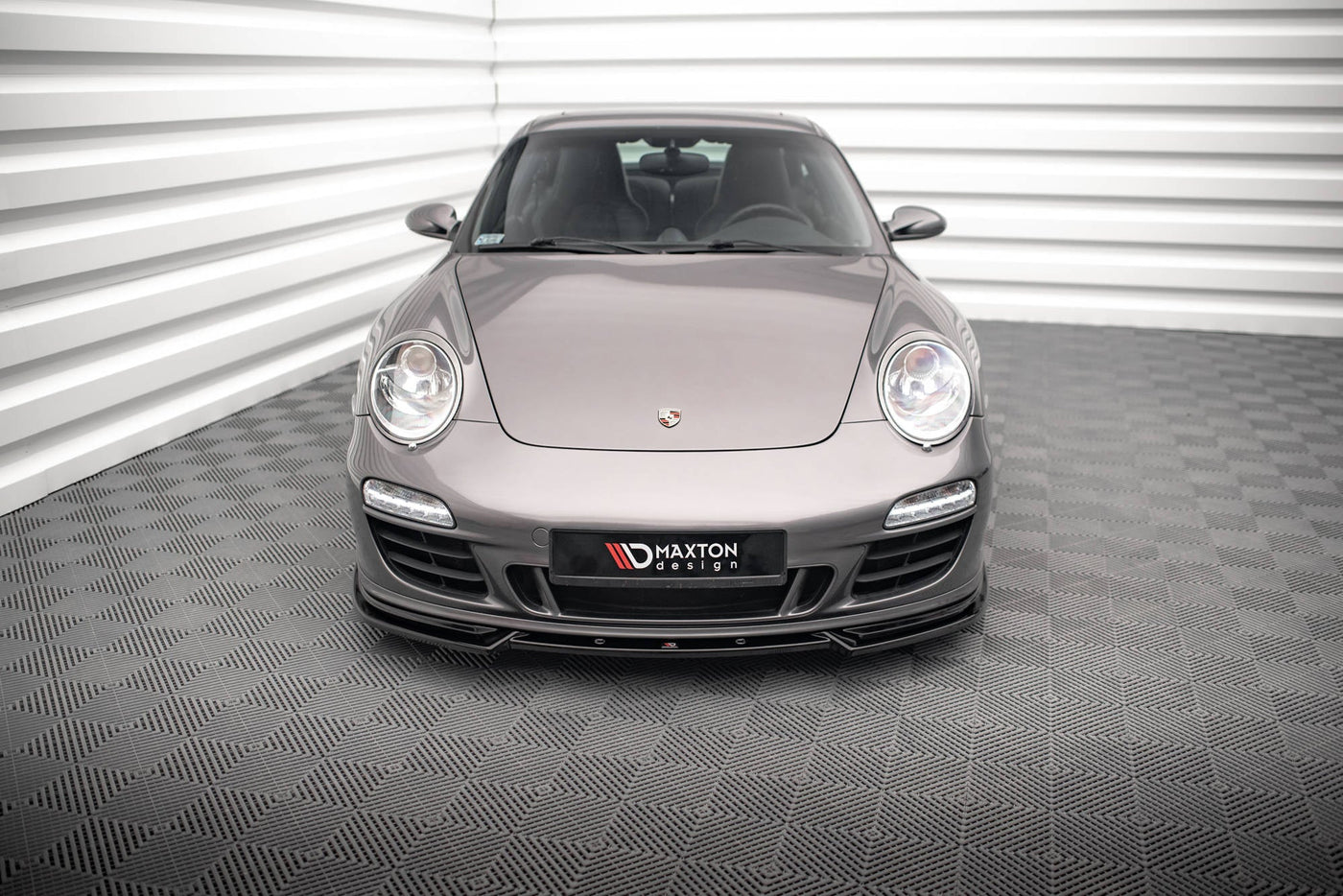 Porsche 911 (997.2) Carrera GTS Front Splitter V2 — vehicle view