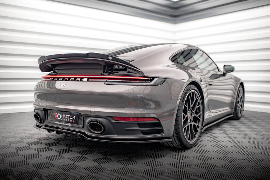 Porsche 911 (992) Carrera 4S Rear Splitter — vehicle view