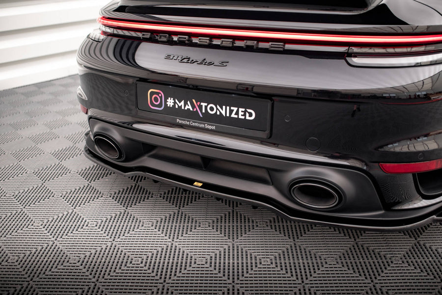 Porsche 911 (992) Turbo S Rear Splitter — vehicle view