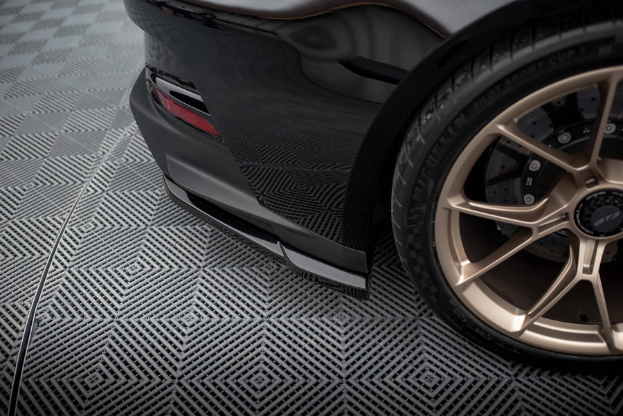 Porsche 911 (992) GT3 Rear Side Splitters — vehicle view