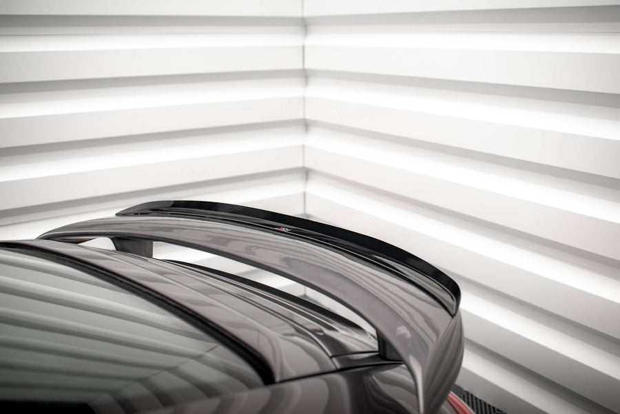 Porsche 911 (997.2) Carrera / GTS Spoiler Cap — vehicle view