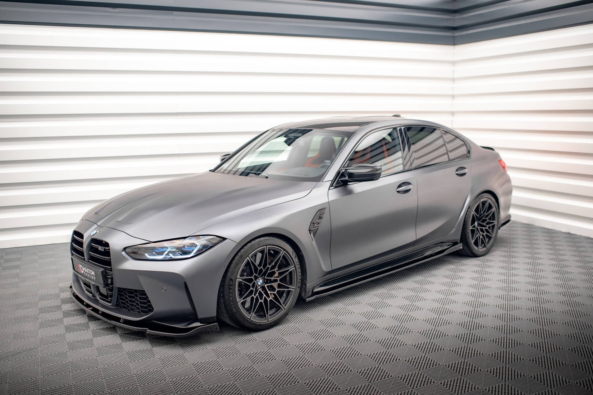BMW M3 (G80) Full Splitter Set — vehicle view