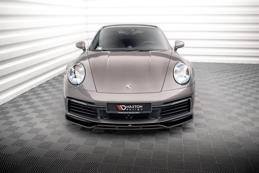 Porsche 911 (992) Carrera 4S Full Splitter Set — vehicle view