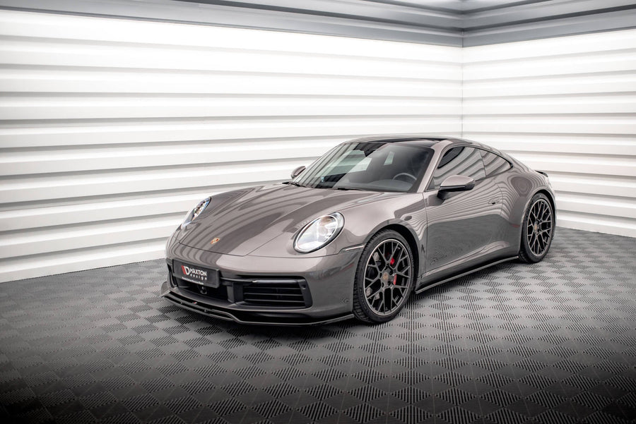 Porsche 911 (992) Carrera 4S Full Splitter Set — vehicle view