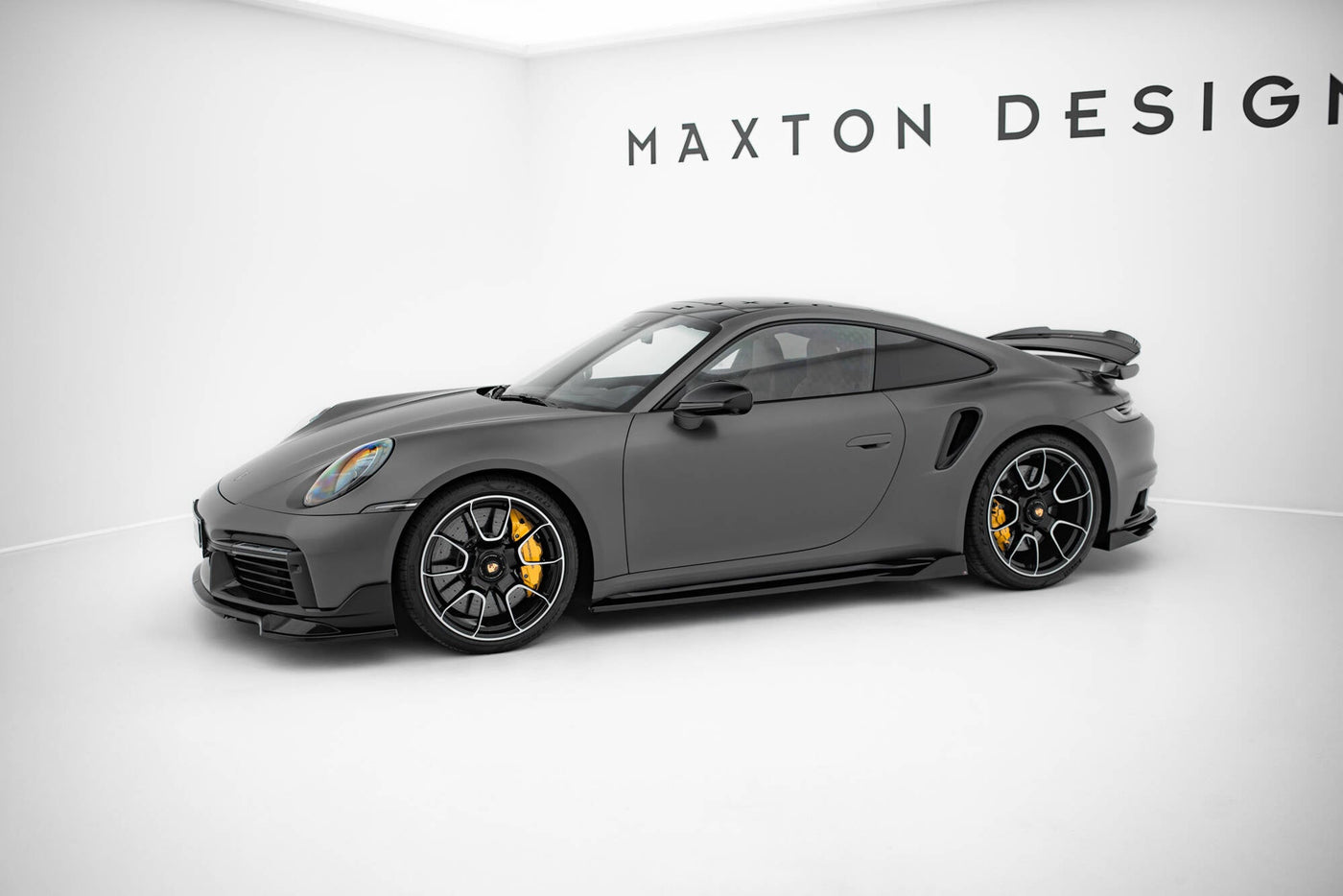 Porsche 911 (992) Turbo S Sport Package Full Splitter Set — vehicle view