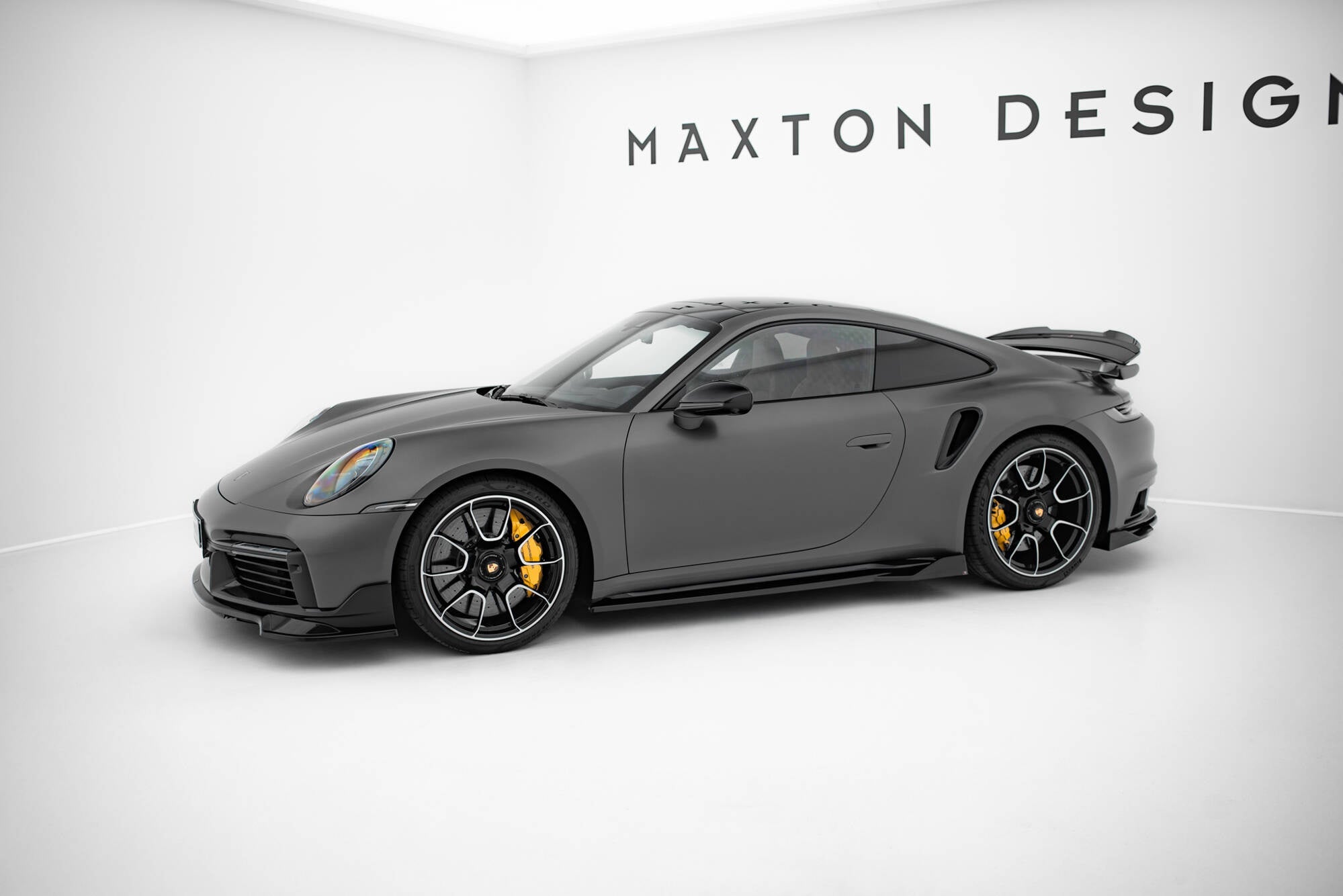 Porsche 911 (992) Turbo S Sport Package Full Splitter Set — vehicle view
